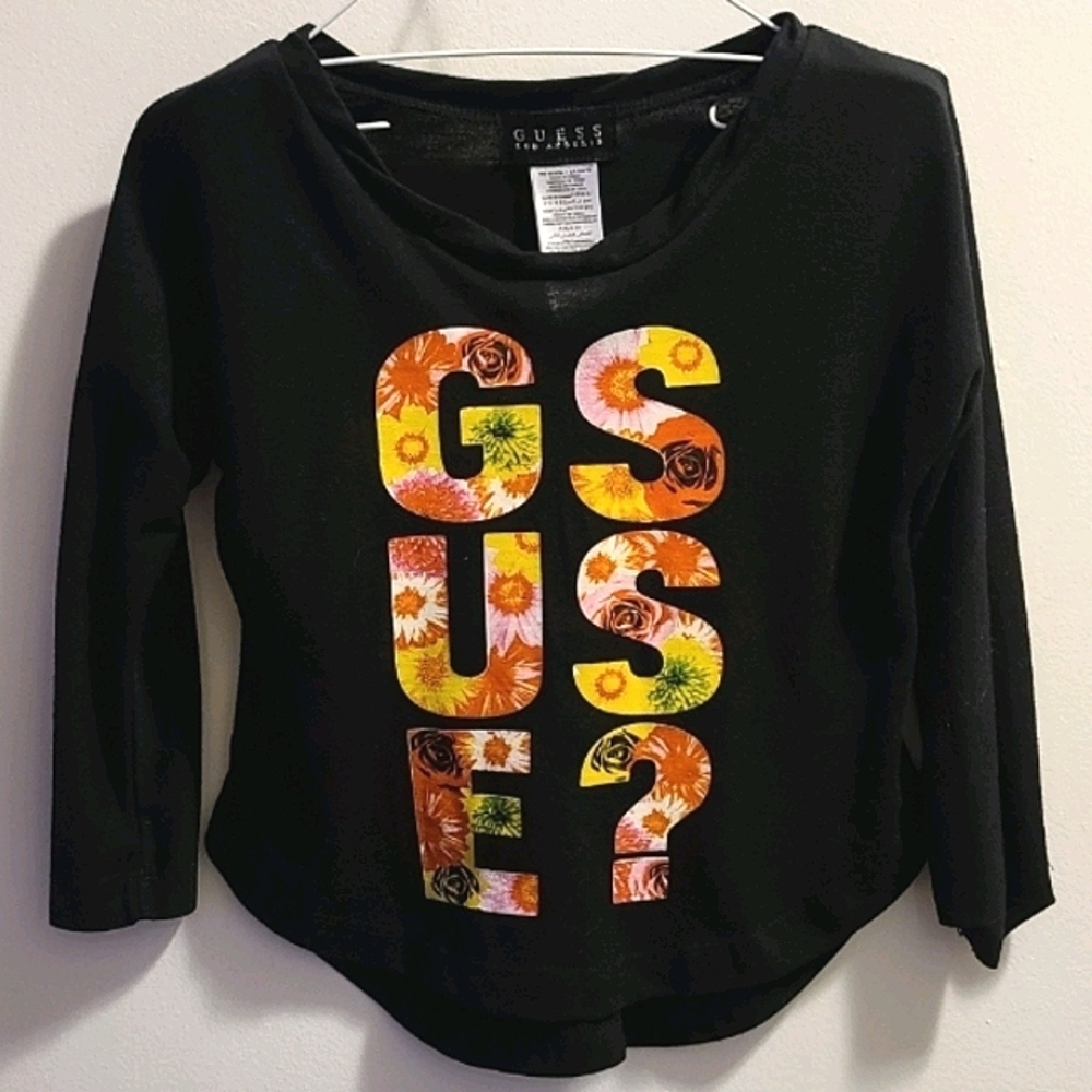 📻4/$15 3T Guess? Tshirt